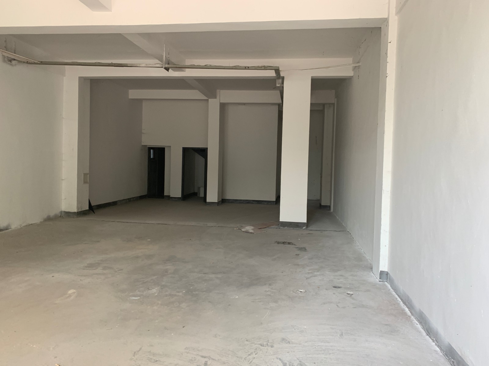 产金所_杭州市江干区东港嘉苑一区底商18号商铺四年租赁权