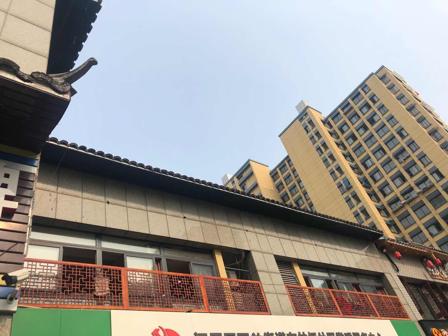 杭州市江干区郡郡枫绿园东区11幢底商20-2号三年租赁权