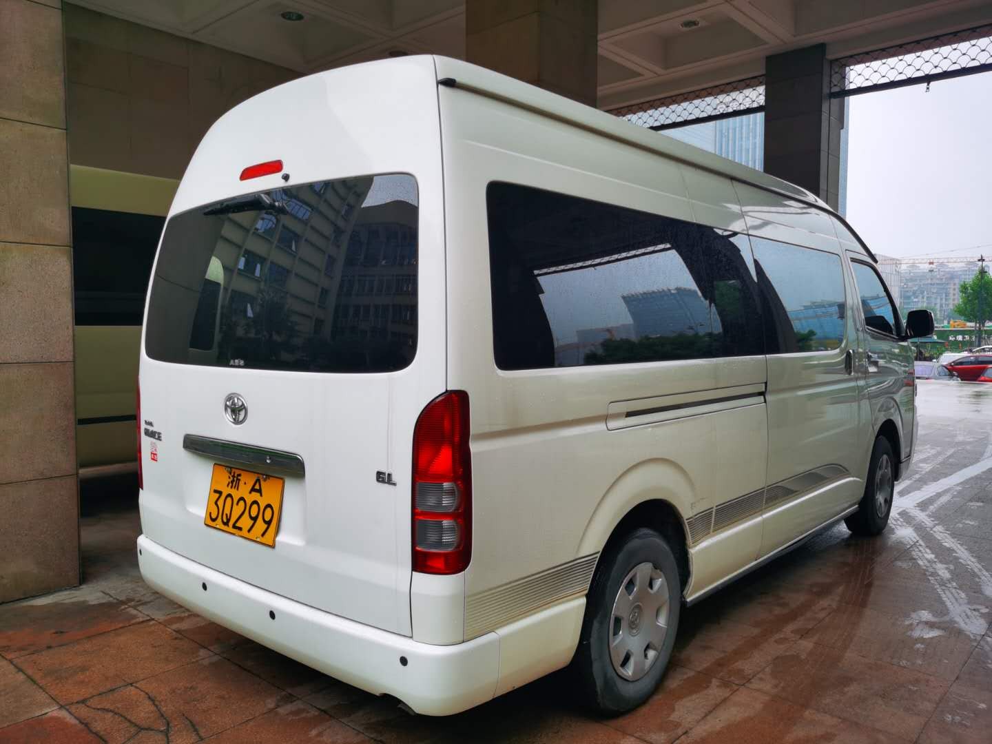 浙a3q299海狮牌13座中型普通客车