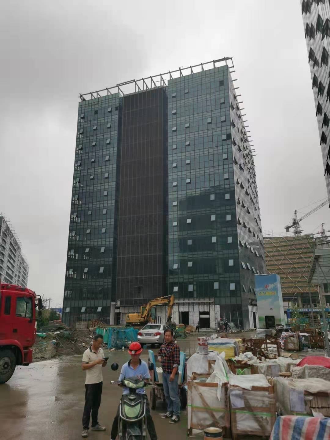 产金所_杭州市江干区铁汇发展中心T4楼401、408室2年租赁权