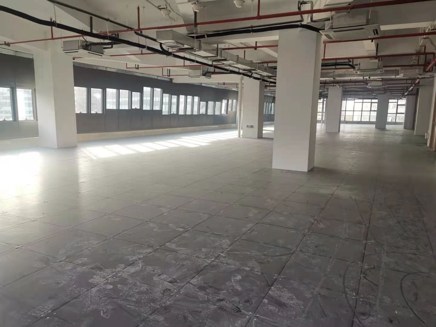 产金所_杭州市江干区铁汇发展中心T4楼401、408室2年租赁权