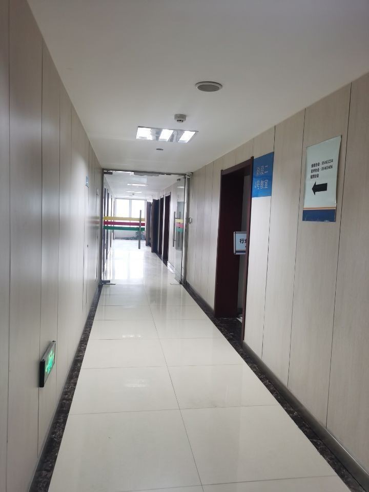 产金所_杭州市江干区佰富时代中心3号楼第4层部分办公楼及地下二层3个停车位3年租赁权